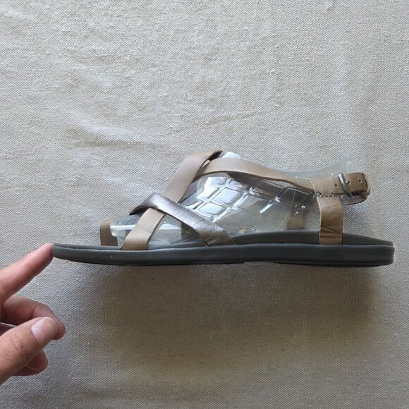 Olukai Sandals Womens 9 W Brown Bronze Upena Leather Strappy Toe Loop Adjustable - Picture 5 of 11